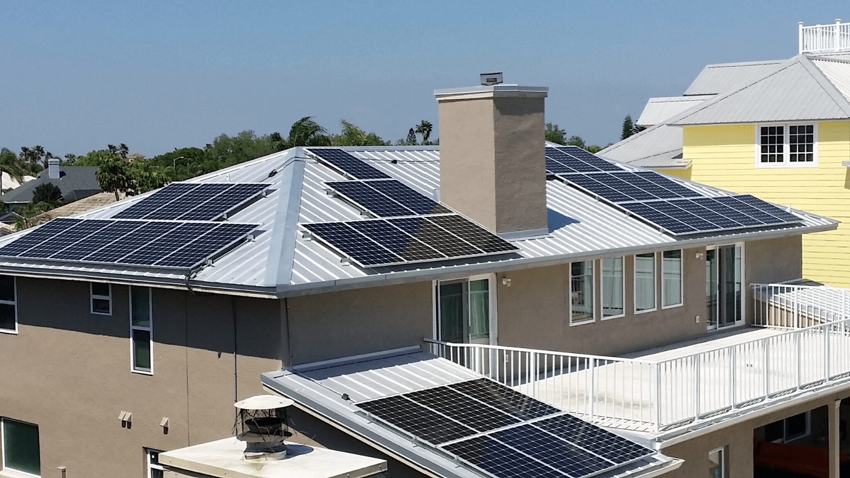 Electric Cars and Rooftop Solar Panels Perfect Duo
